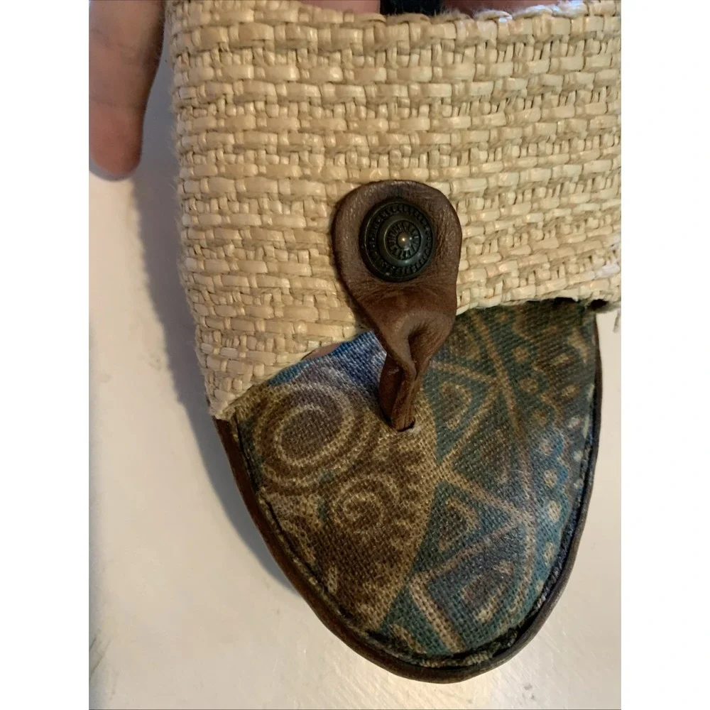 Born HandCrafted Footwear Weave Wedge Platform Raffia Sandals Slides Sz 9